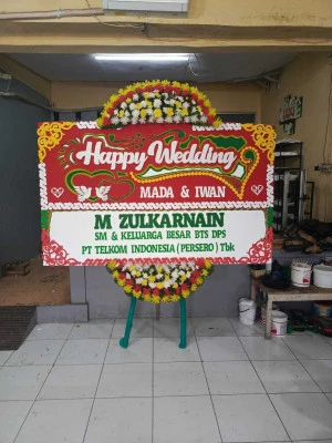 Papan Bunga di Pangenjurutengah Purworejo